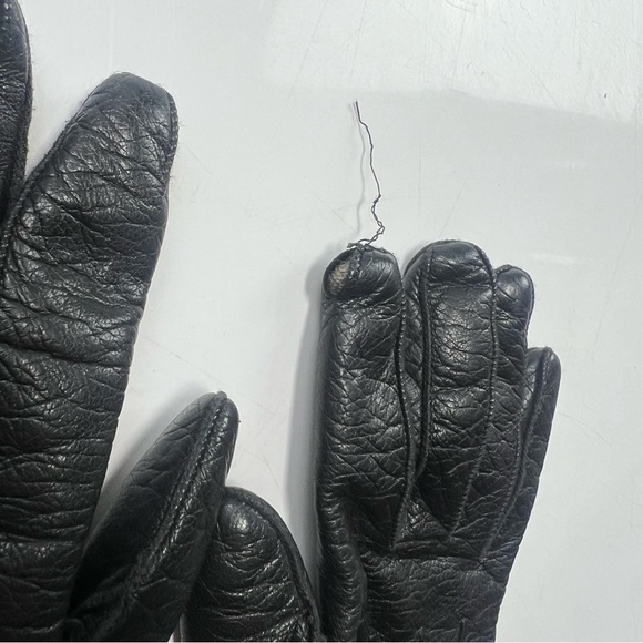 Coach women’s black leather gloves L30-12 - Picture 4 of 4